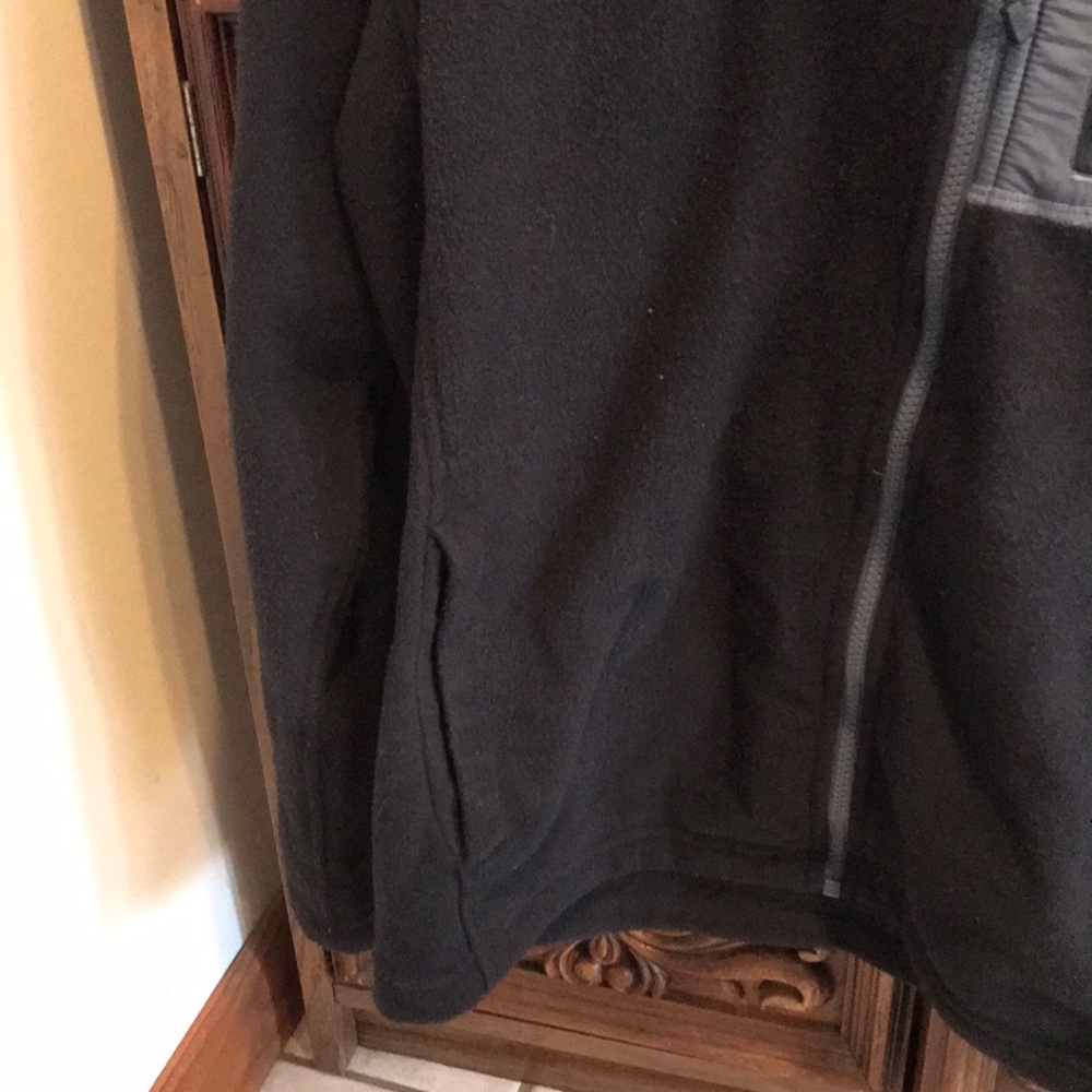 Men’s The North Face Fleece zip up - Picture 6 of 6